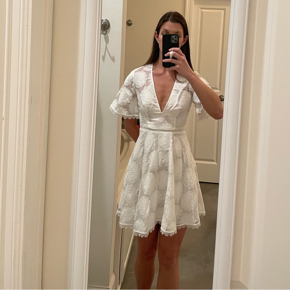 LA MAISON TALULAH Floral White Lace Mini Dress